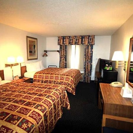 Norwood Inn Minneapolis Roseville Zewnętrze zdjęcie